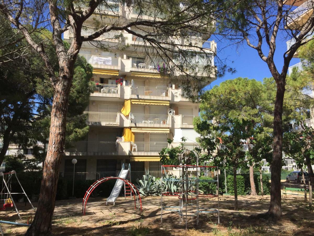 Apartamento Familiar Leomar Salou Exterior foto